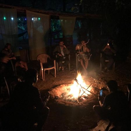 Tusker Tribe Hostel 戈卡尔纳 外观 照片